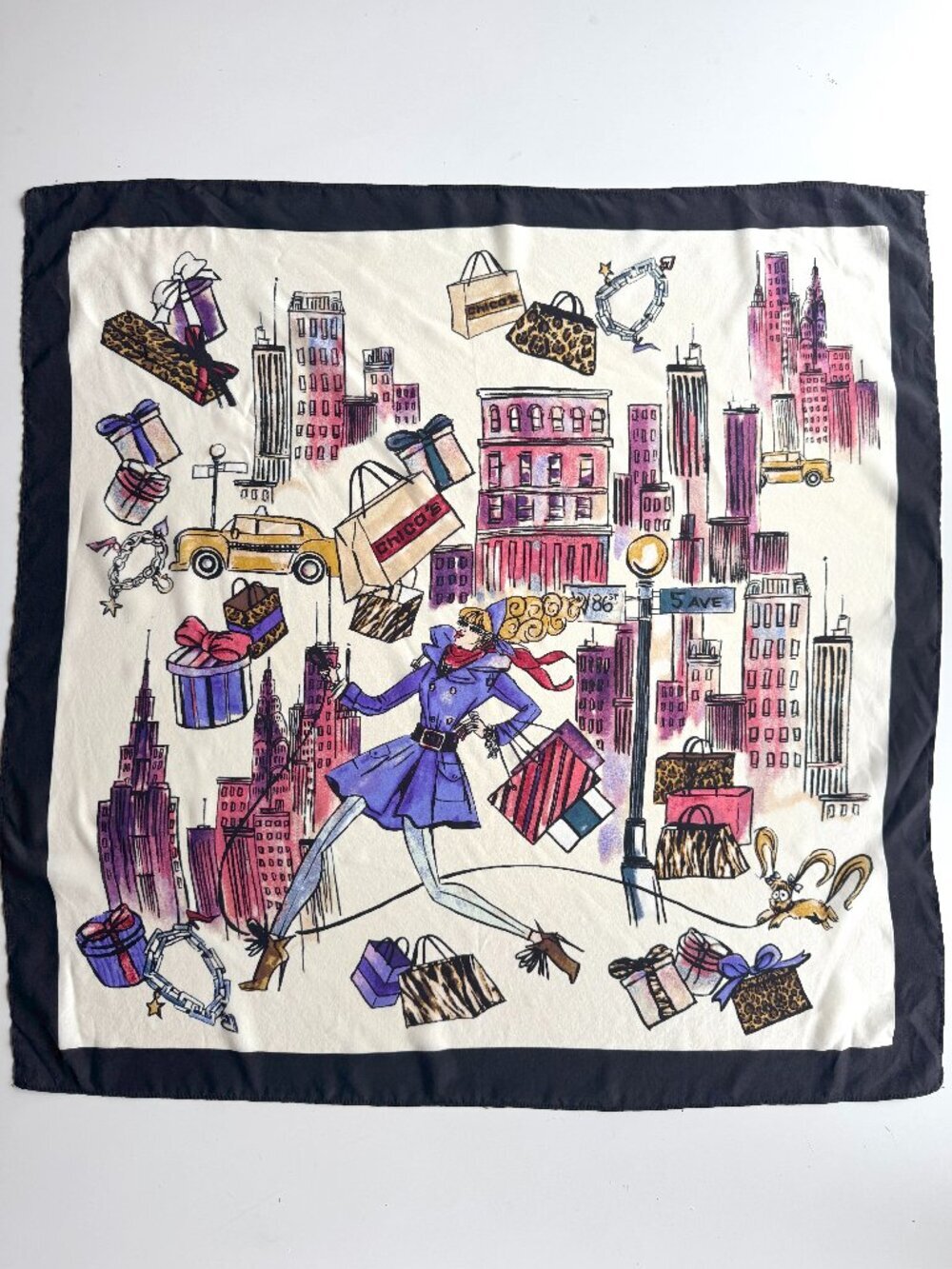 CHICO'S 5th Ave NYC Shopping Scene 100% Silk Crepe 28" x 28" Square Scarf